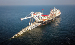 Nord Stream 2: le navire russe devant terminer le gazoduc est arrivé dans les eaux danoises