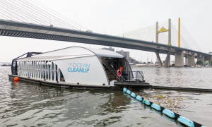 The Ocean Cleanup, avec ses partenaires, clbre le dploiement officiel de sa technologie de nettoyage en Thalande pour la premire fois