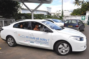 Projet VERT : EDF Réunion teste les voitures électriques