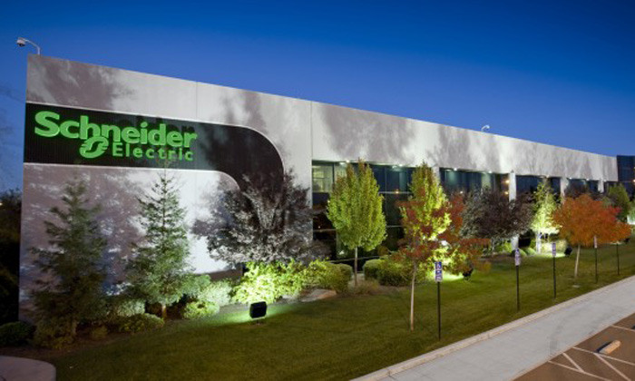 Schneider Electric : C.A. 1T en lgre baisse, objectifs confirms