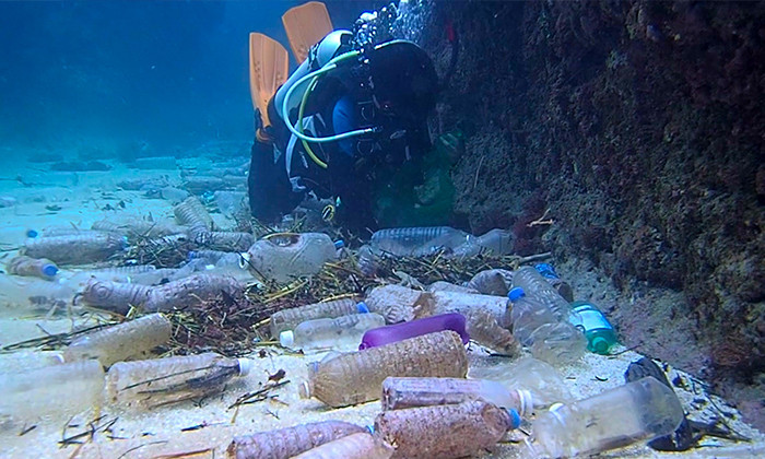 Reprer les dchets plastiques marins par satellite, une exprience en mer Ege