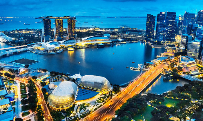 A Singapour, les rejets des gouts transforms en eau ultra propre