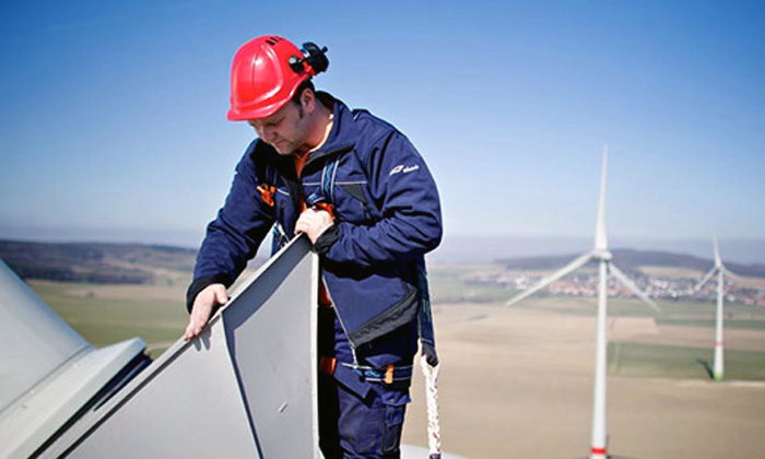 Technicien de maintenance éolienne